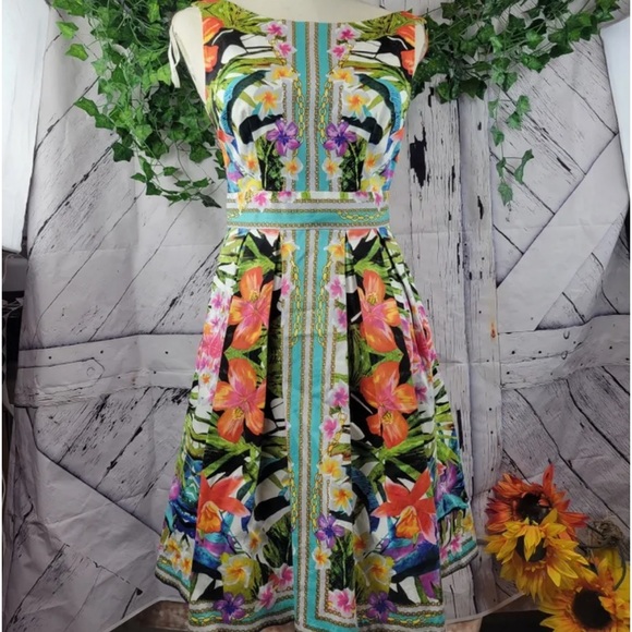 MAGGY LONDON Floral Print Dress - Picture 8 of 8